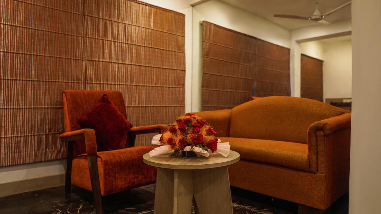 Hotel Centre Point นาคปุระ ภายนอก รูปภาพ